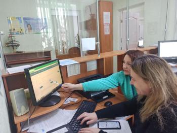 Cлавутські податківці ознайомили платників податків з роботою Електронного кабінету