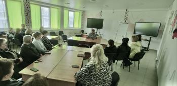 Податкові нюанси репетиторства: у Дунаївцях відбувся діалог податківців з освітянами
