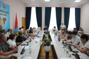 У Волочиську обговорили актуальні податкові питання